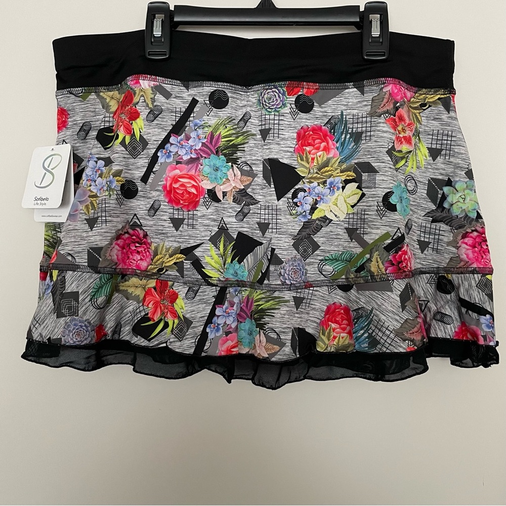 Sofibella Floral Patterned 13” Skort With Black W… - image 1